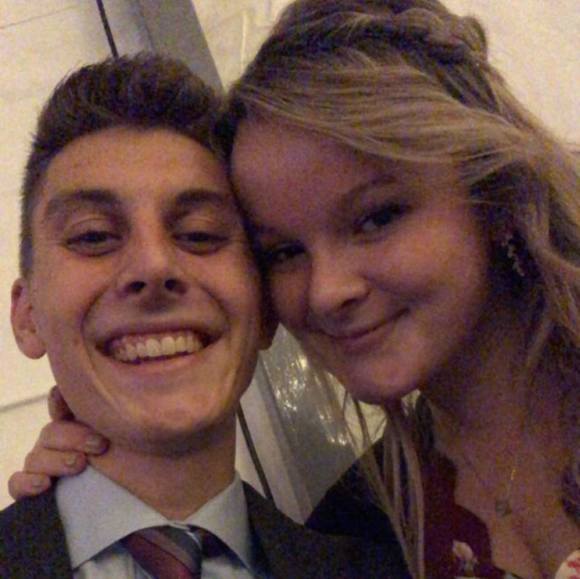 Poshmark profile picture for @freezers